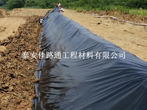 防滲土工膜廠家立足市場(chǎng)的創(chuàng)新策略與未來(lái)展望 防滲土工膜廠家立足市場(chǎng)的創(chuàng)新策略與未來(lái)展望
