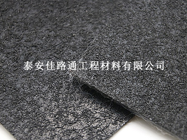 糙面土工膜斜坡防滑技巧:穩(wěn)固工程,安全先行 糙面土工膜斜坡防滑技巧:穩(wěn)固工程,安全先行