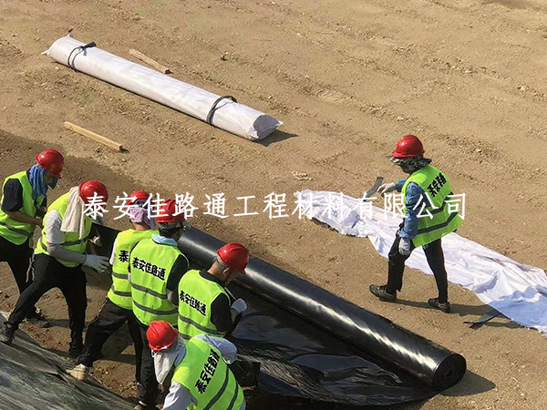 垃圾填埋場防滲土工膜施工 “踩雷”?這 5 大隱患正在威脅環(huán)境安全! 垃圾填埋場防滲土工膜施工 “踩雷”?這5大隱患正在威脅環(huán)境安全!