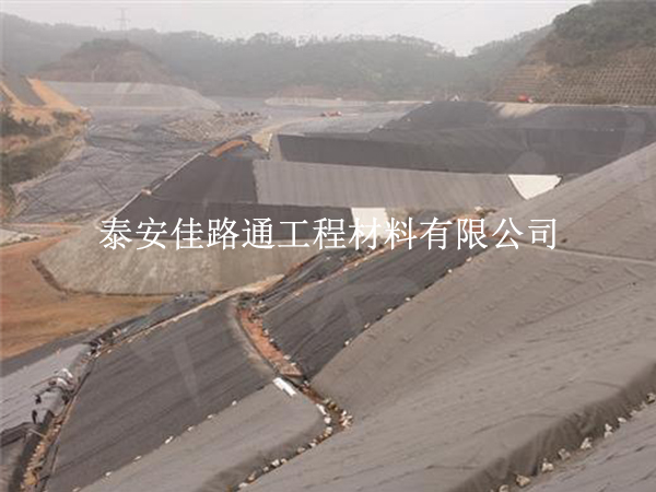 垃圾填埋場(chǎng)防滲膜鋪設(shè)不滲漏!7 個(gè)關(guān)鍵技巧筑牢環(huán)保防線 垃圾填埋場(chǎng)防滲膜鋪設(shè)不滲漏!7 個(gè)關(guān)鍵技巧筑牢環(huán)保防線
